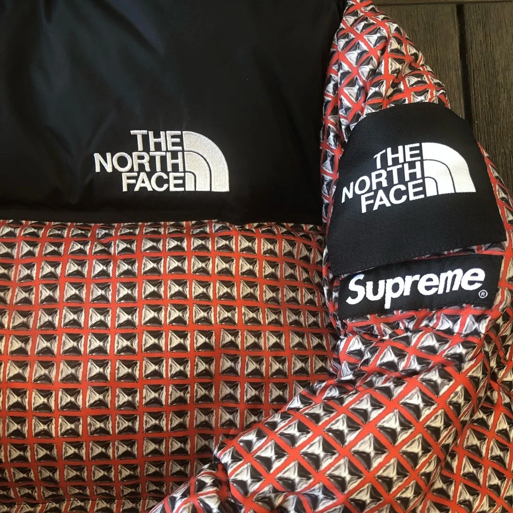 🛑SOLD🛑SUPREME x The North Face 🔥 TNF Studded Nuptse Jacket - Picture 9 of 12